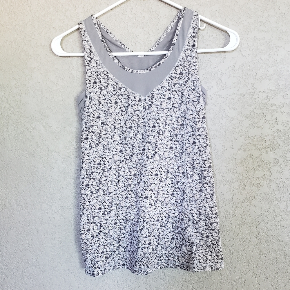 Lululemon floral  tank top size 4.